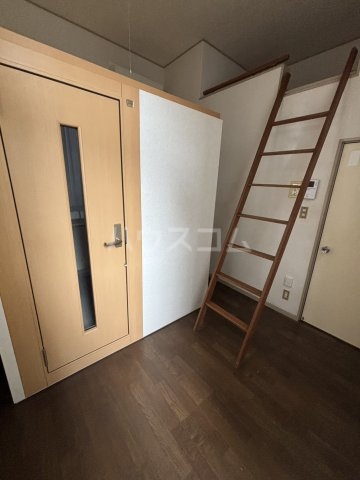 8/30 寝室