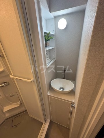 18/30 洗面
