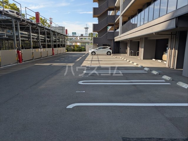 7/8 駐車場