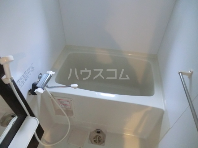 16/30 浴室
