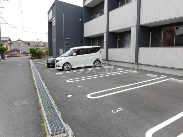 24/28 駐車場