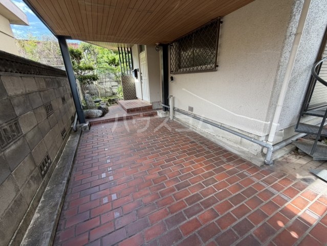 2/4 駐車場