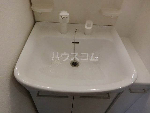 16/25 洗面