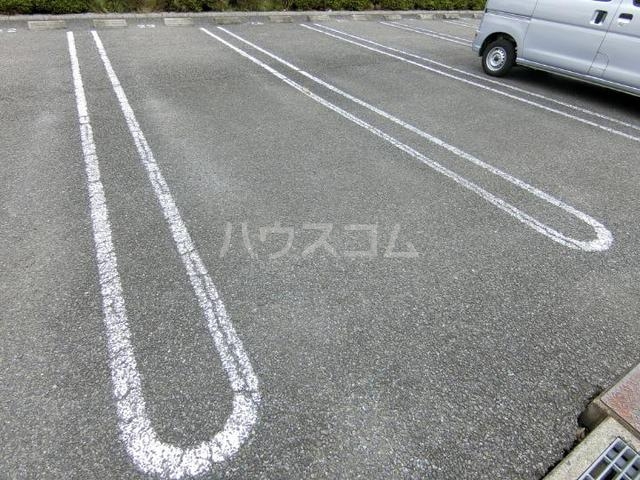 15/21 駐車場
