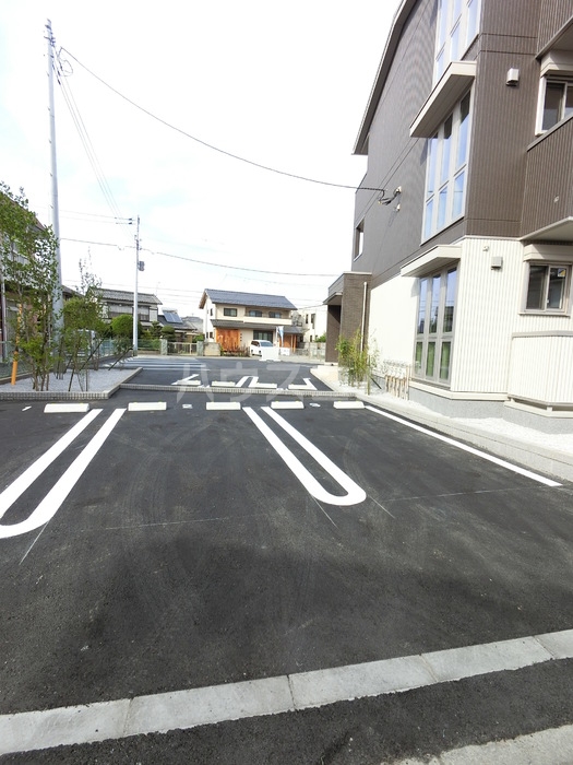 19/20 駐車場