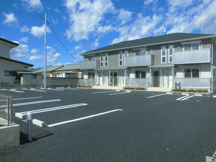 14/15 駐車場