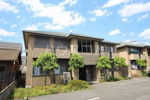 14/25 エントランス