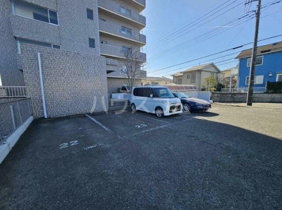 23/24 駐車場