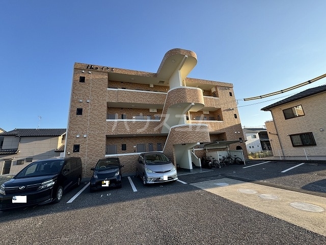 2/11 外観