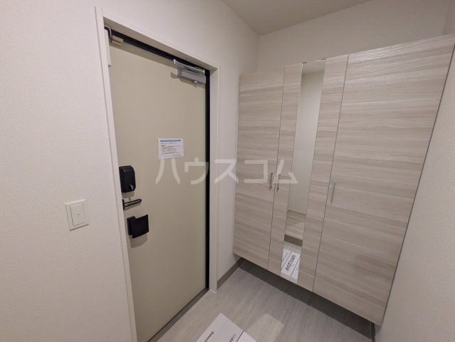 13/30 玄関