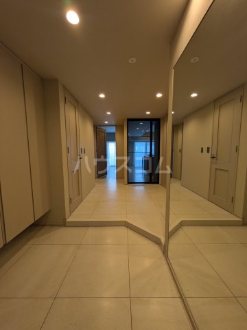 15/30 玄関