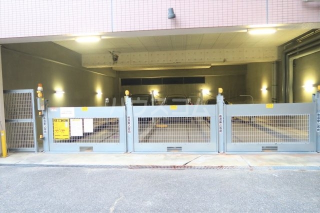 3/7 駐車場
