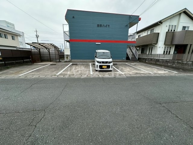 21/26 駐車場