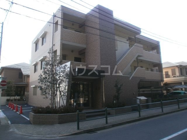 2/8 外観