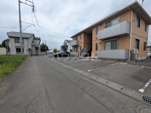 28/30 駐車場