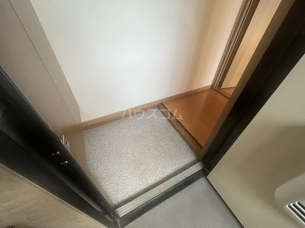 14/30 玄関