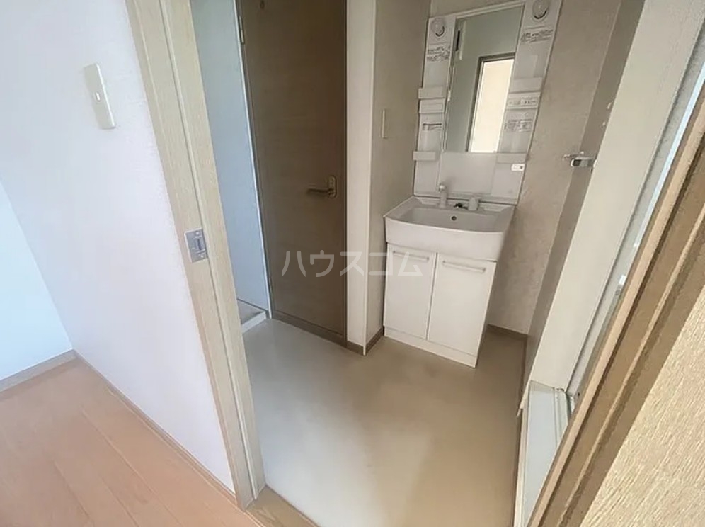 18/30 洗面