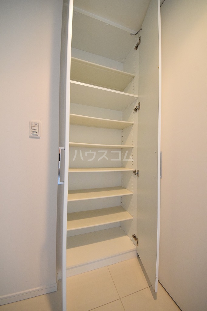 14/30 収納