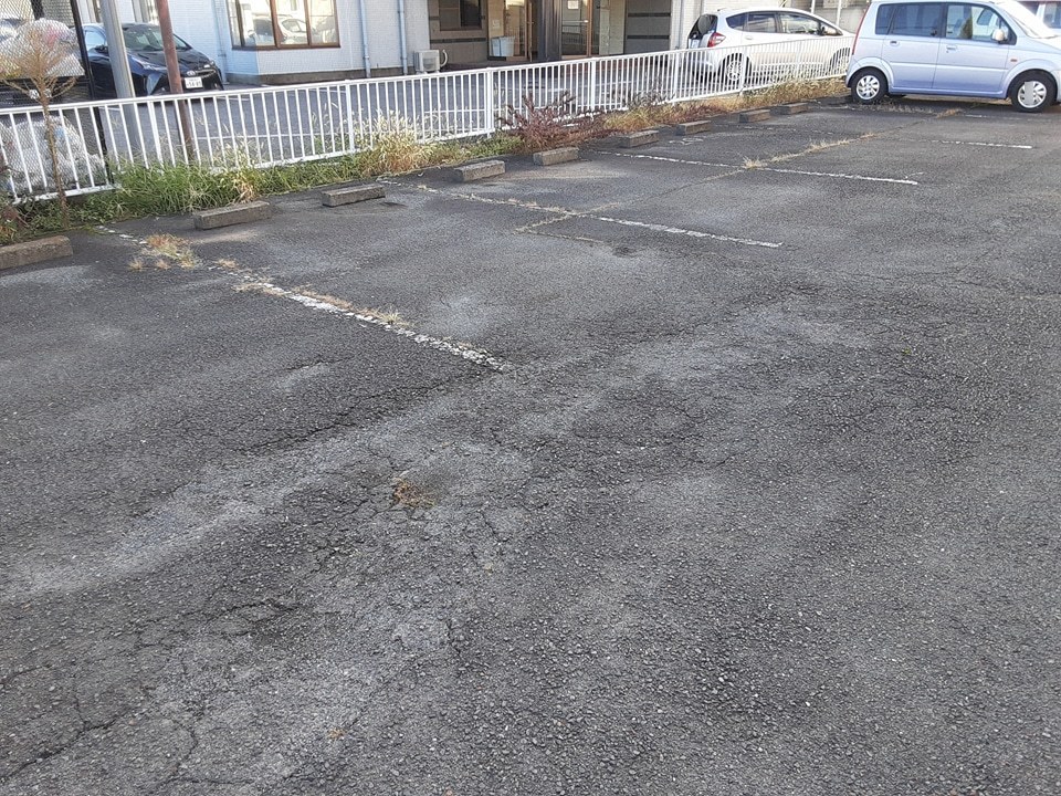 20/28 駐車場