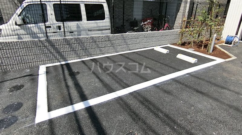 17/20 駐車場