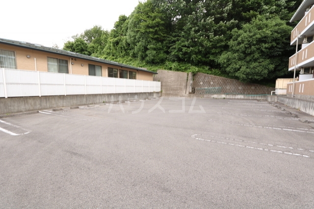 14/21 駐車場