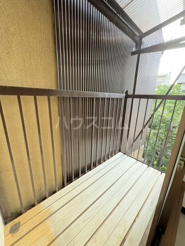 20/30 バルコニー