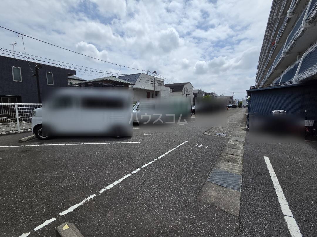 4/8 駐車場