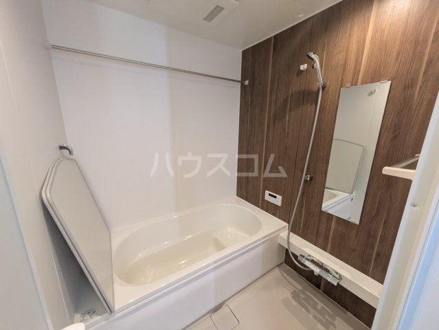 14/27 浴室