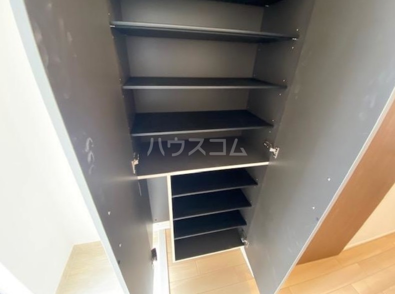 13/30 玄関