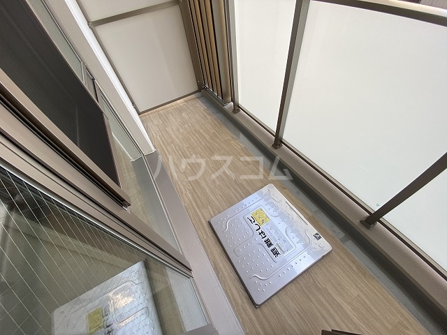 21/30 バルコニー