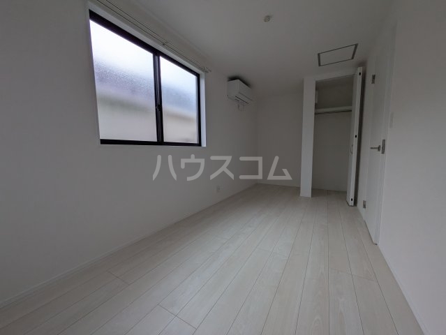 13/30 寝室