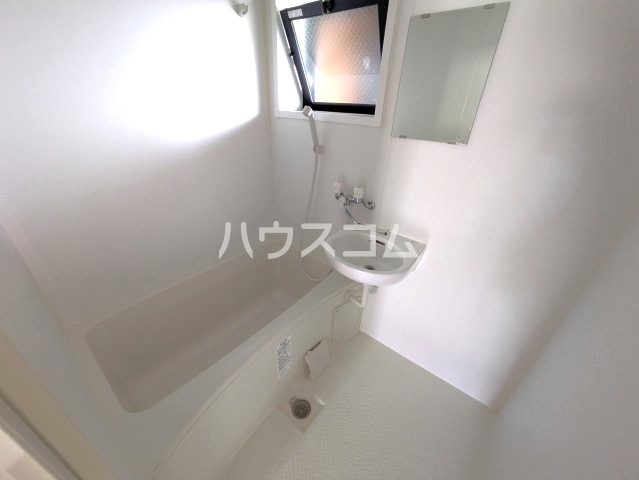 16/30 浴室