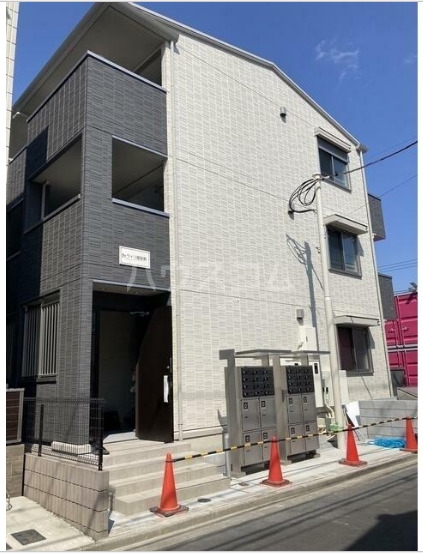 2/4 外観