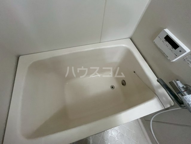 13/30 浴室