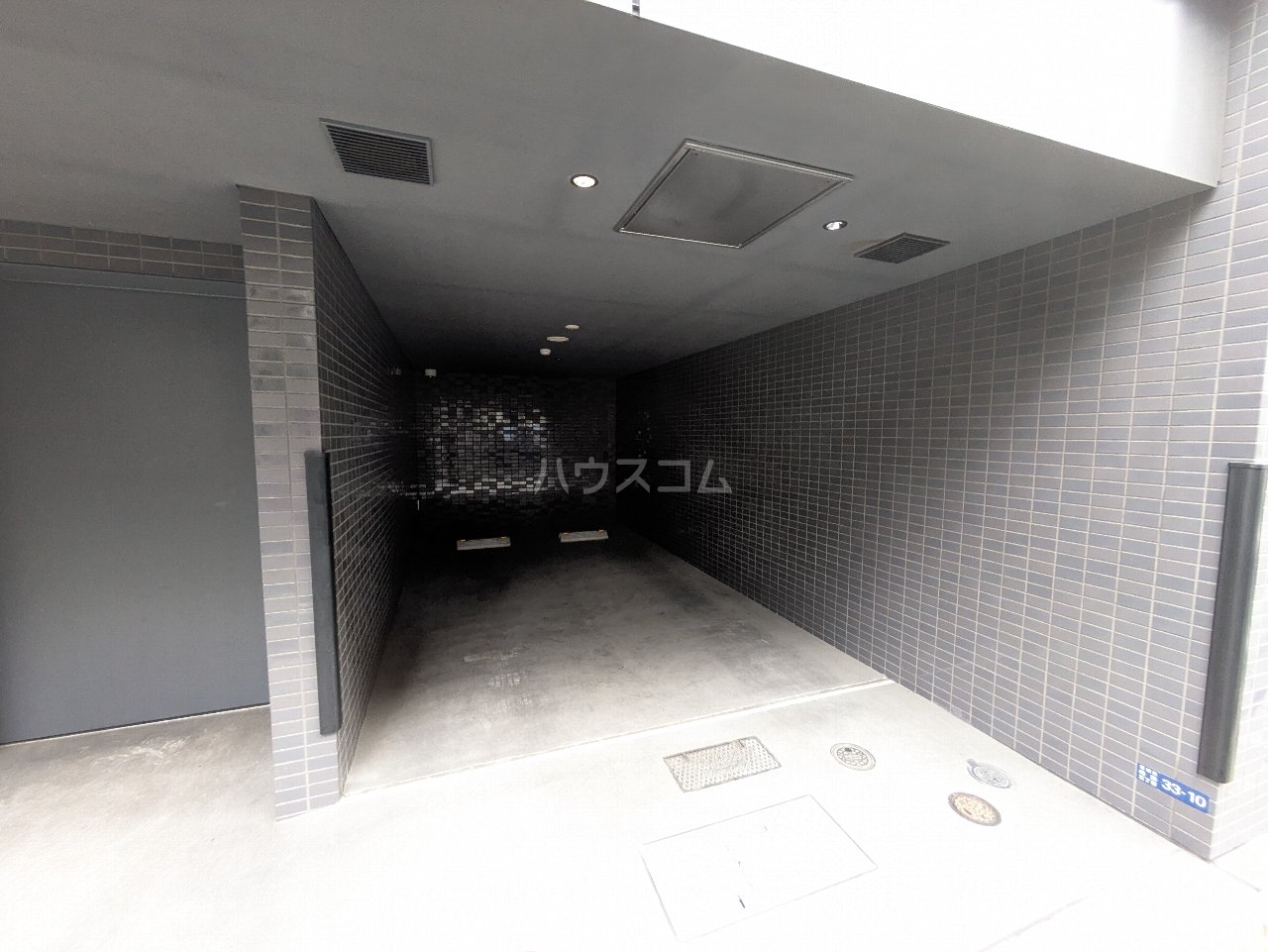 28/30 駐車場