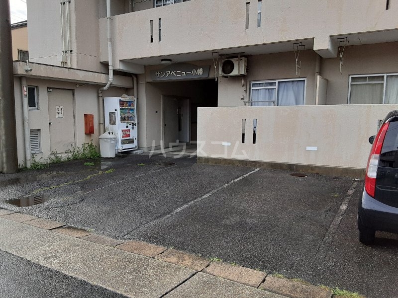 25/30 駐車場
