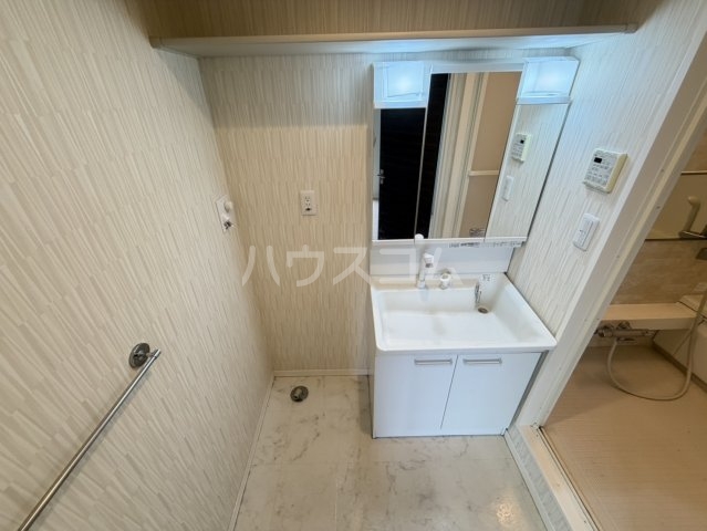 23/30 洗面