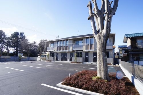 18/21 駐車場