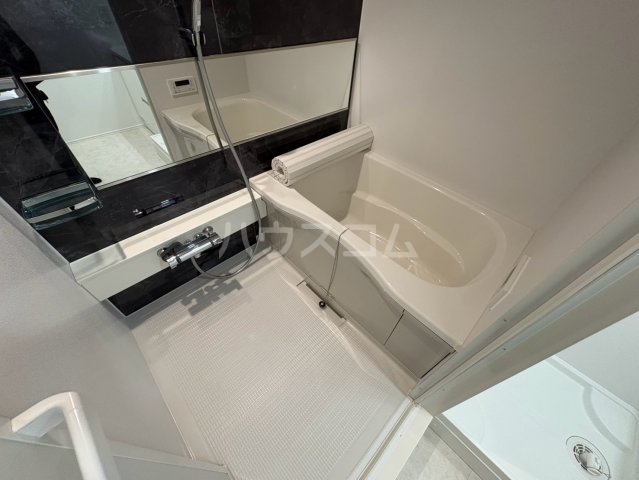 14/30 浴室