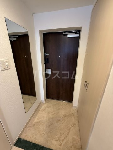 17/30 玄関