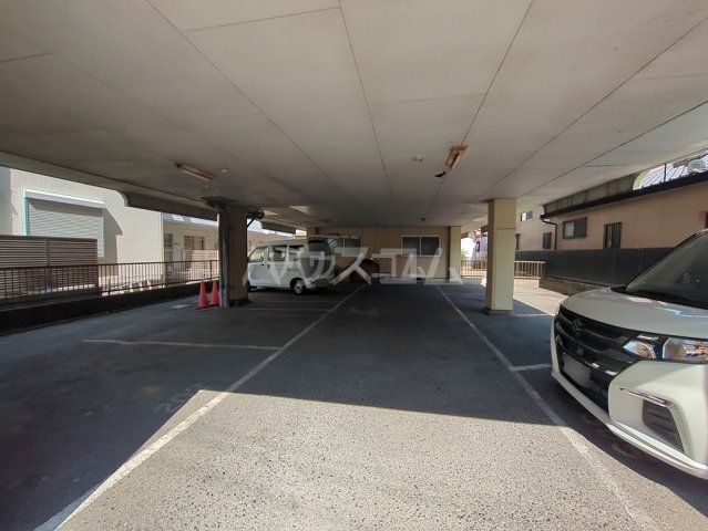 16/24 駐車場