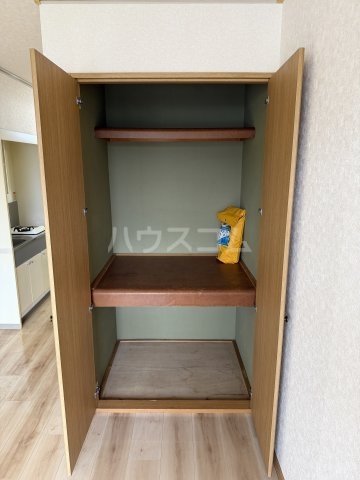収納