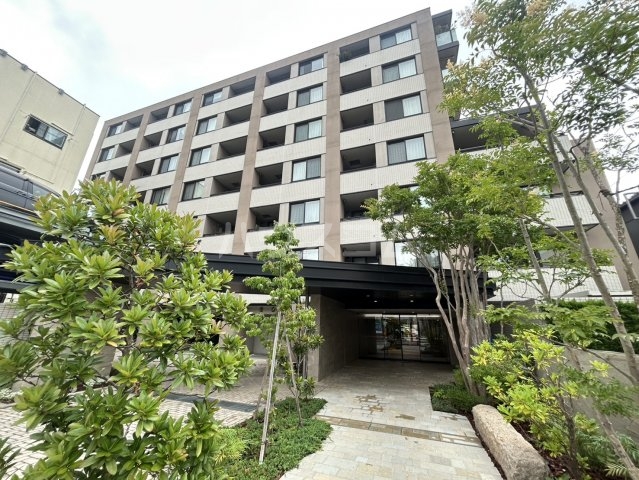 2/30 外観