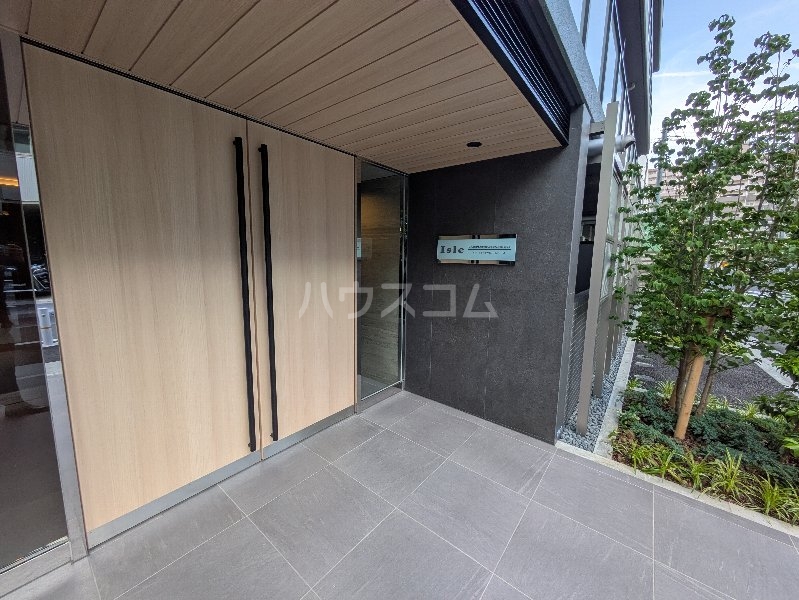 16/20 エントランス