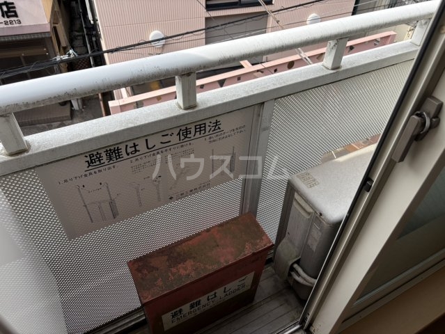 22/27 バルコニー