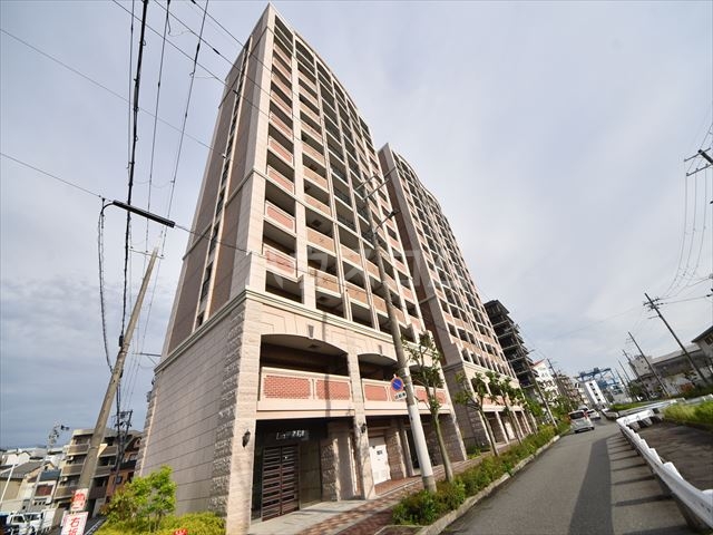 1/24 外観