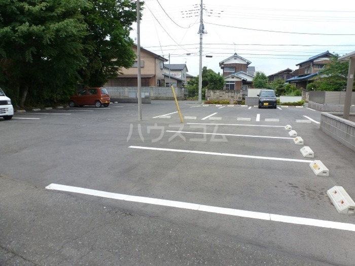 15/21 駐車場