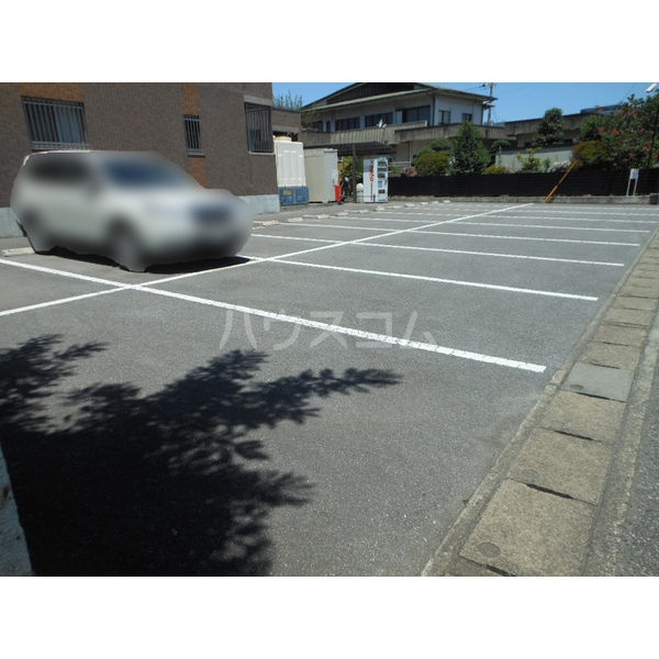 3/10 駐車場