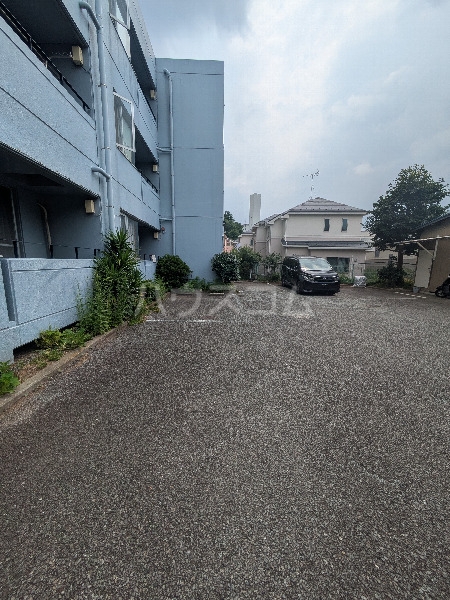 2/10 駐車場
