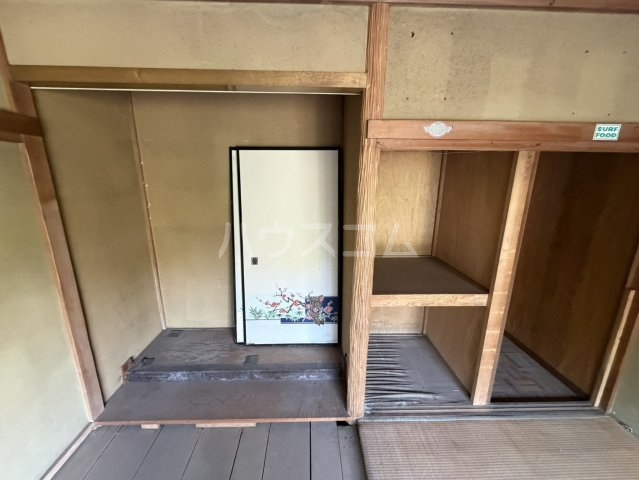 16/30 収納